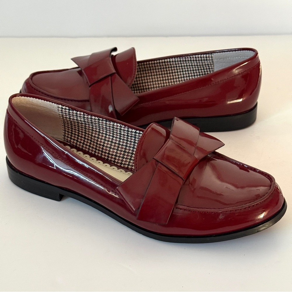 1901 Burgundy Patent Loafers Leather With Bows Size 9M